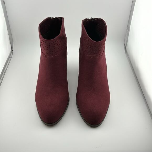 Boots Violet & Red Burgundy Wine Cutout Ankle Boho Bootie Size 7.5 Heel 3” - Picture 2 of 10
